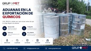 Bidones metálicos de productos químicos con el título Aduanas en la exportación de químicos
